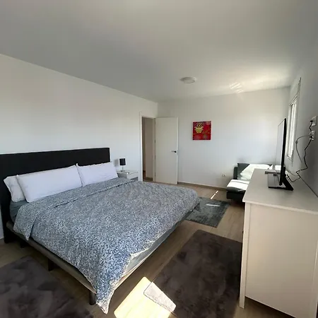 Casita Adosada Pueblo Holiday home Benalmadena